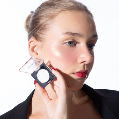 Stay Bling Multichrome Highlighter