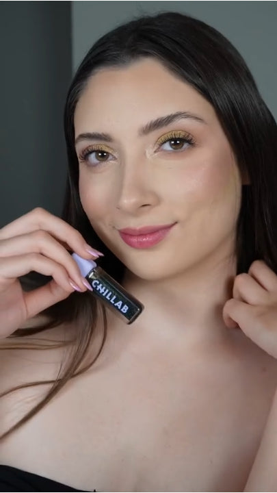 Magic Black Plumping Lip Oil